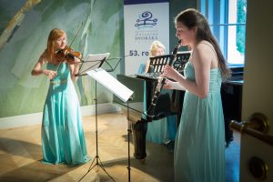10. 5. 2022 - Mucha trio