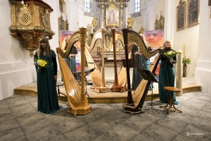 1746